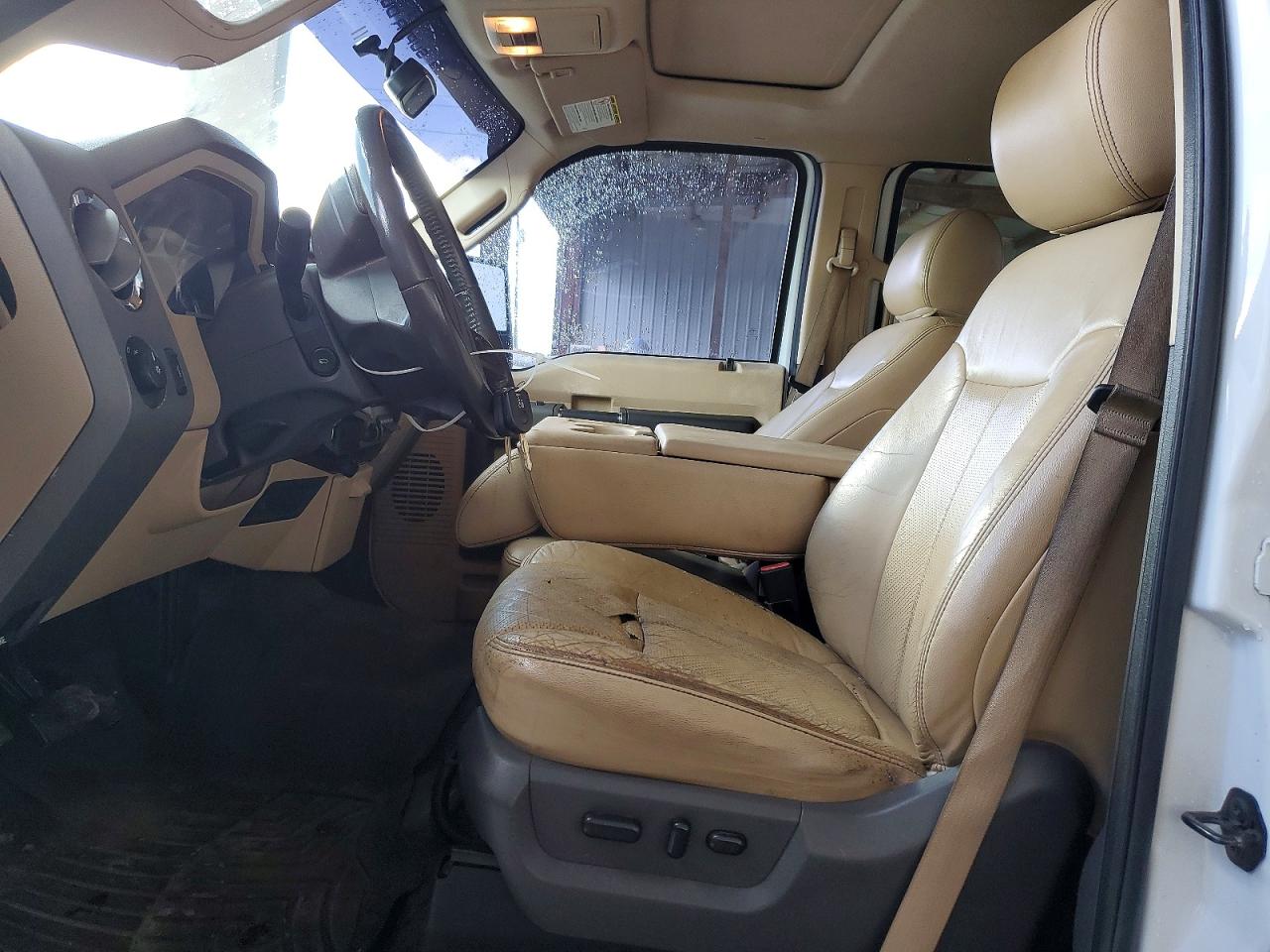2012 Ford F250 Super Duty White vin: 1FT7W2BTXCEC44164