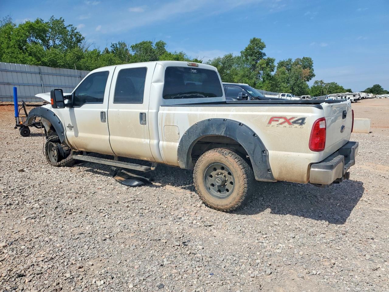 2014 Ford F250 Super Duty White vin: 1FT7W2BTXEEB01282