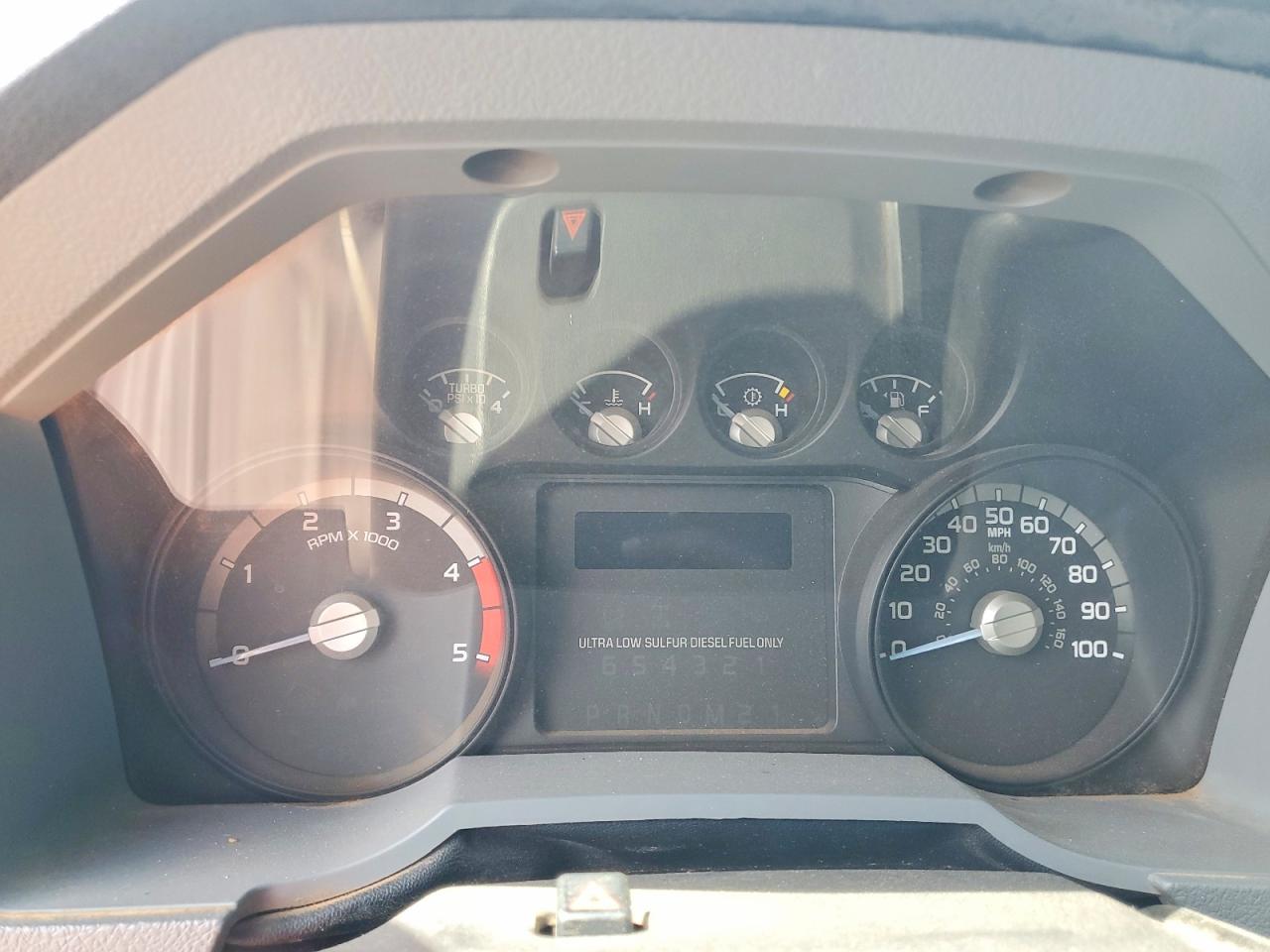 2014 Ford F250 Super Duty White vin: 1FT7W2BTXEEB01282