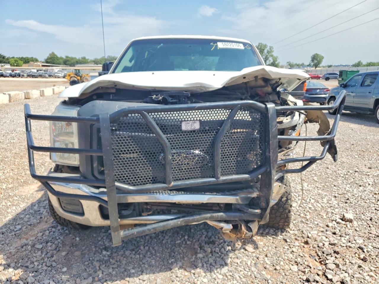 2014 Ford F250 Super Duty White vin: 1FT7W2BTXEEB01282
