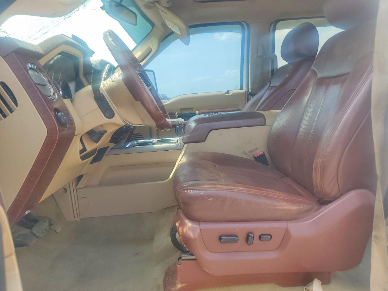 2014 Ford F250 Super Duty Белый vin: 1FT7W2BTXEEB49509