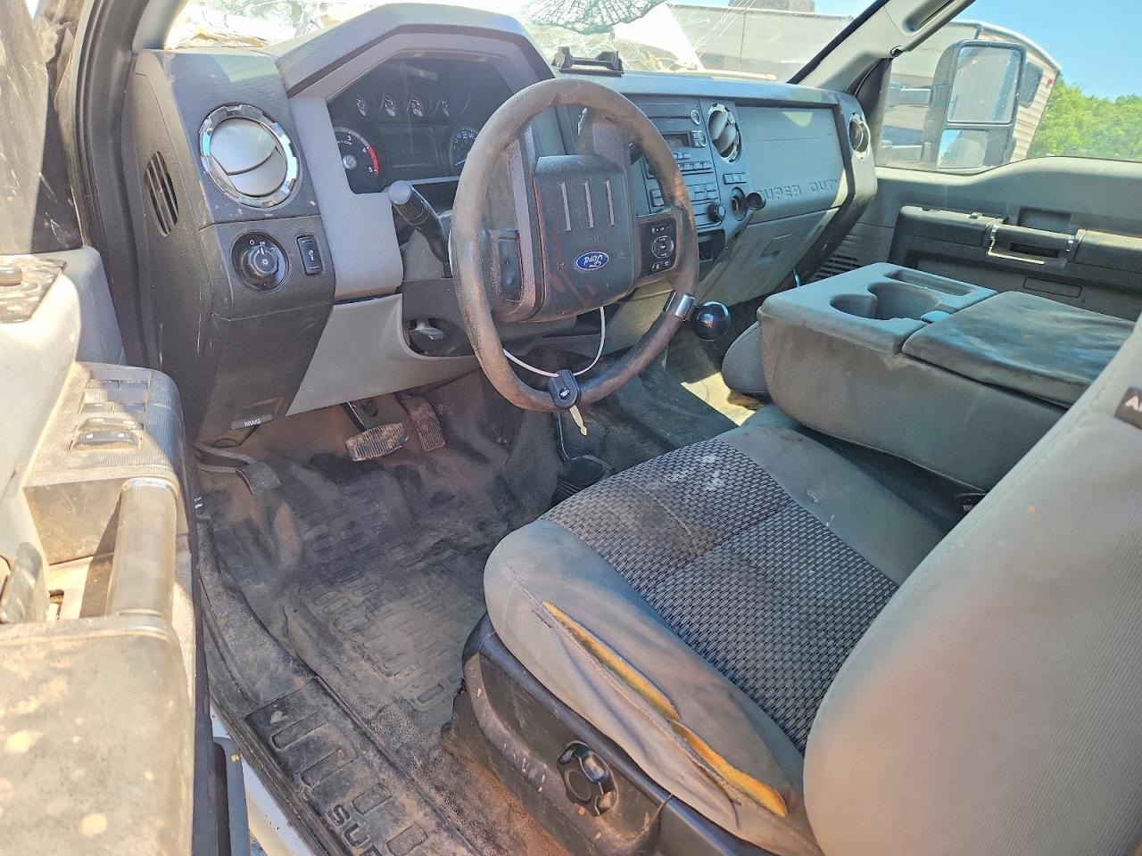 2015 Ford F250 Super Duty Белый vin: 1FT7W2BTXFEA22051