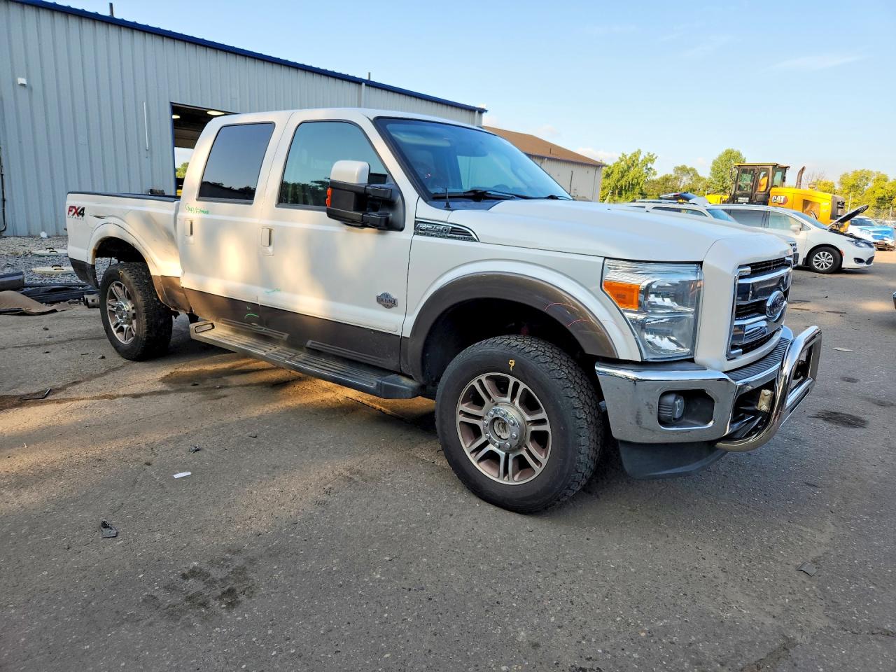 2015 Ford F250 Super Duty White vin: 1FT7W2BTXFEA61738
