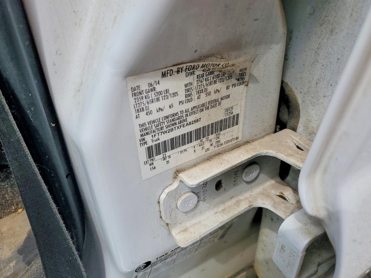 2015 Ford F250 Super Duty White vin: 1FT7W2BTXFEA82587