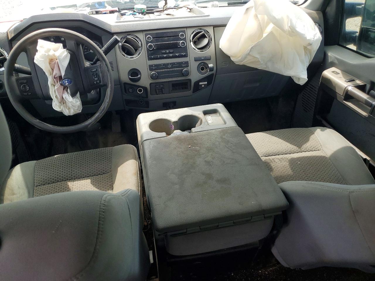 2015 Ford F250 Super Duty White vin: 1FT7W2BTXFEA82587