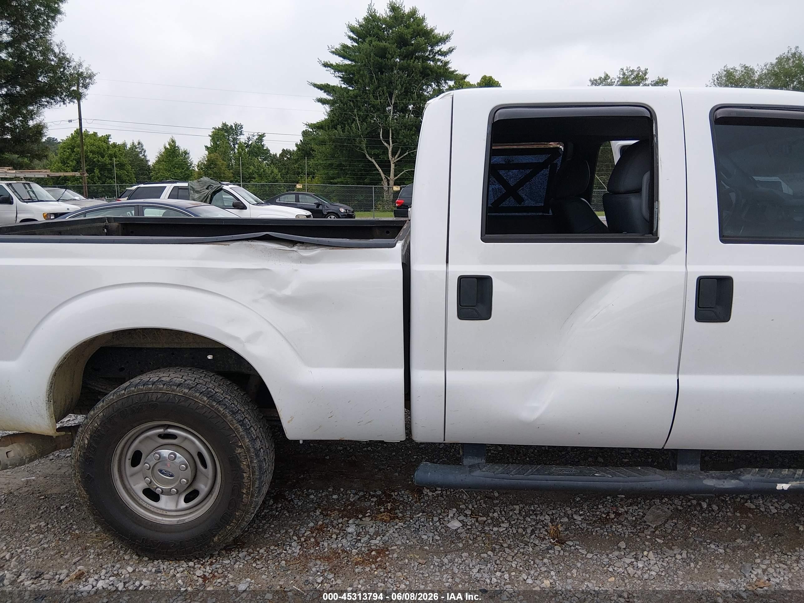 2015 Ford F-250 Xl White vin: 1FT7W2BTXFEB75156