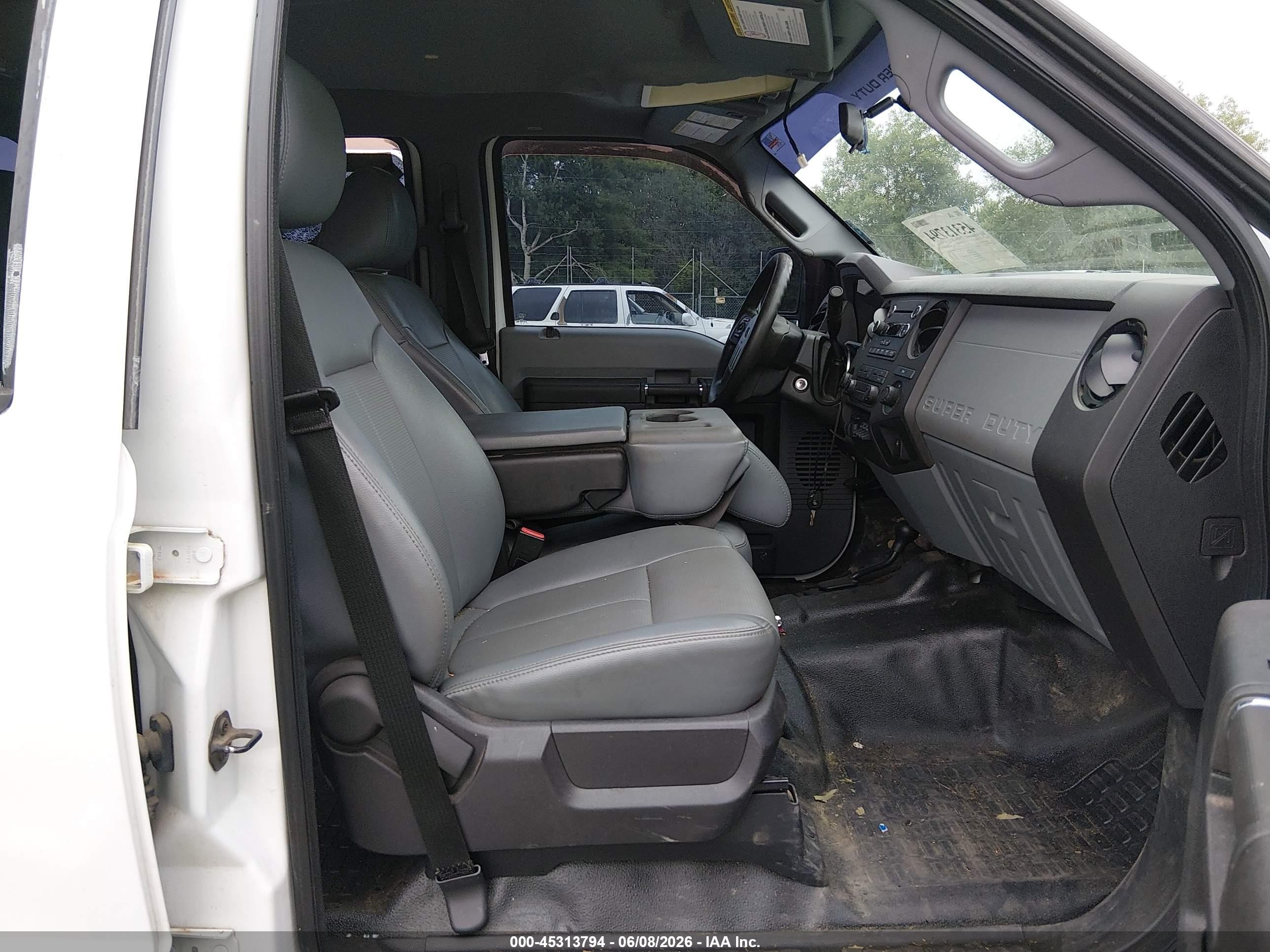 2015 Ford F-250 Xl White vin: 1FT7W2BTXFEB75156