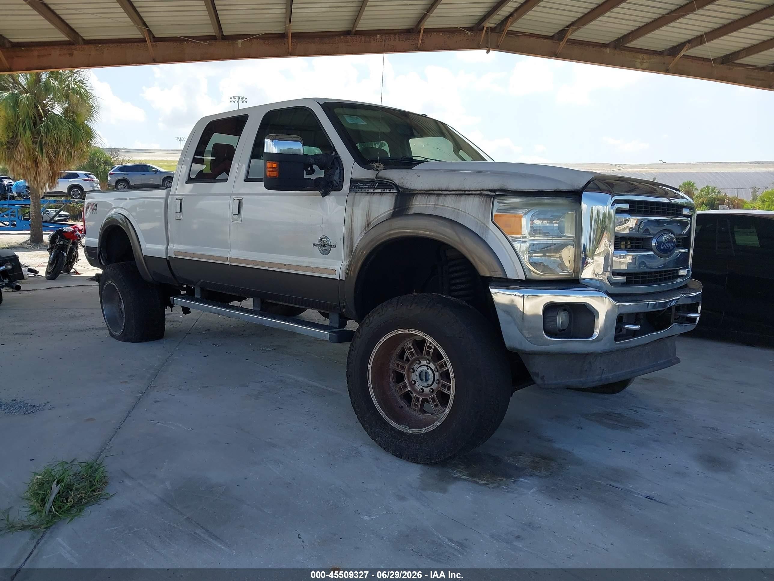 2015 Ford F-250 Lariat/xl/xlt White vin: 1FT7W2BTXFEC68713