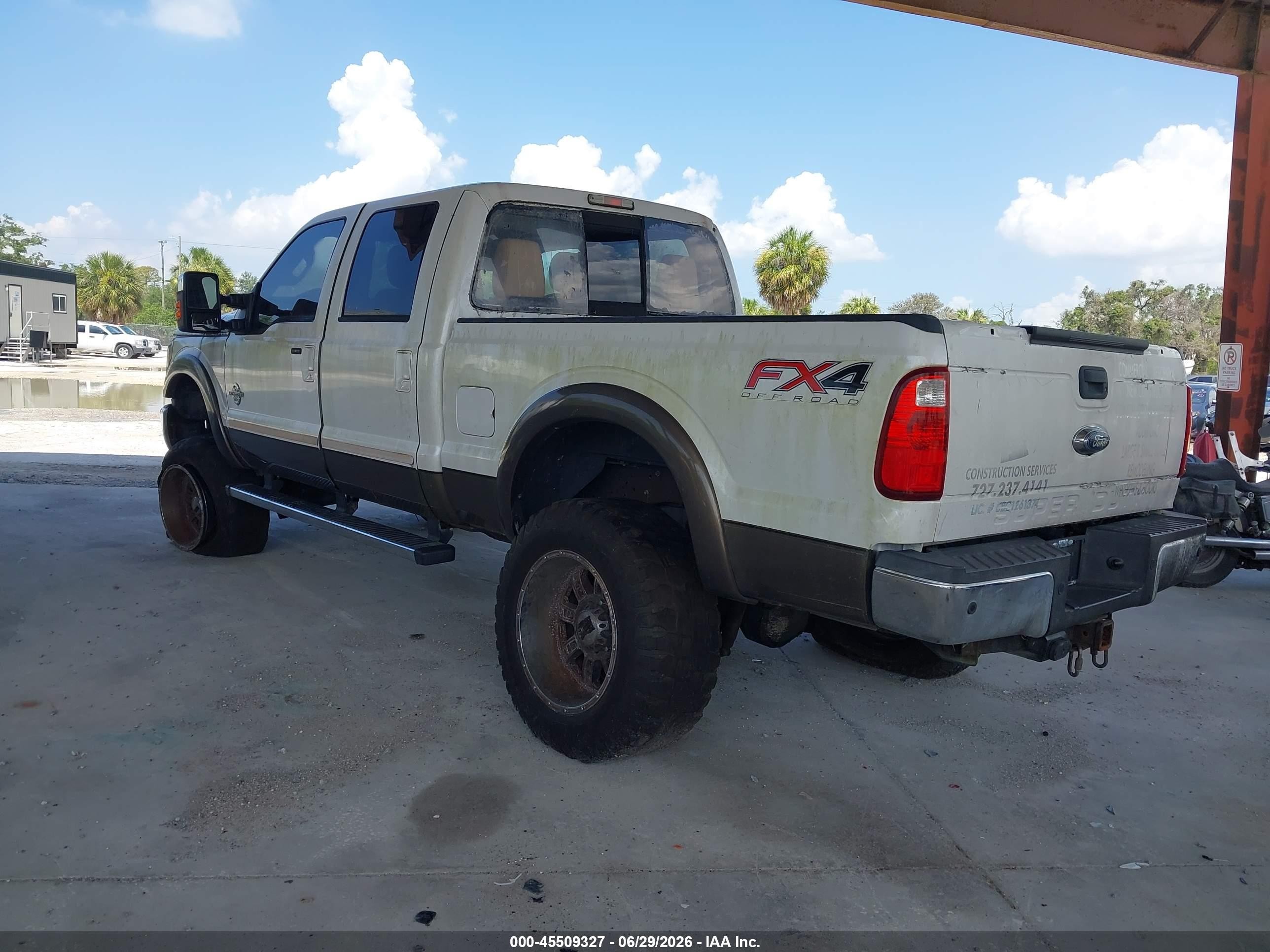 2015 Ford F-250 Lariat/xl/xlt White vin: 1FT7W2BTXFEC68713