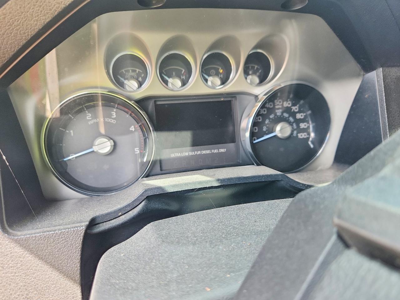 2015 Ford F250 Super Duty Белый vin: 1FT7W2BTXFED62722