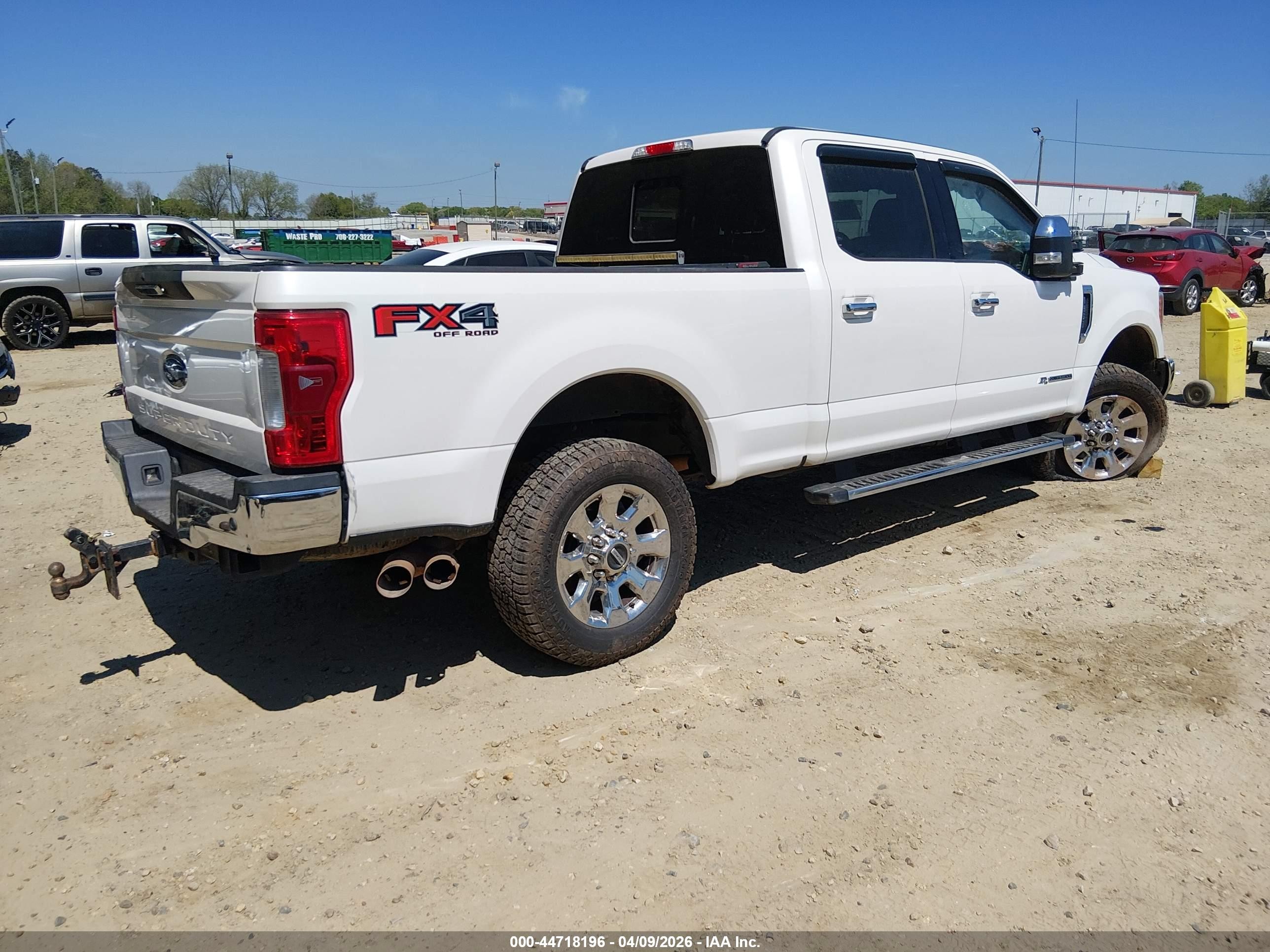 2017 Ford F-250 Lariat White vin: 1FT7W2BTXHED48449