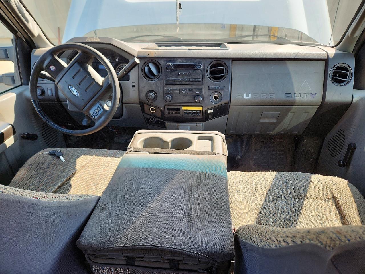 2011 Ford F350 Super Duty White vin: 1FT7W3B60BEB54584
