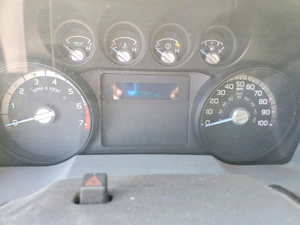 2011 Ford F250 Super Duty White vin: 1FT7X2A60BEA57491