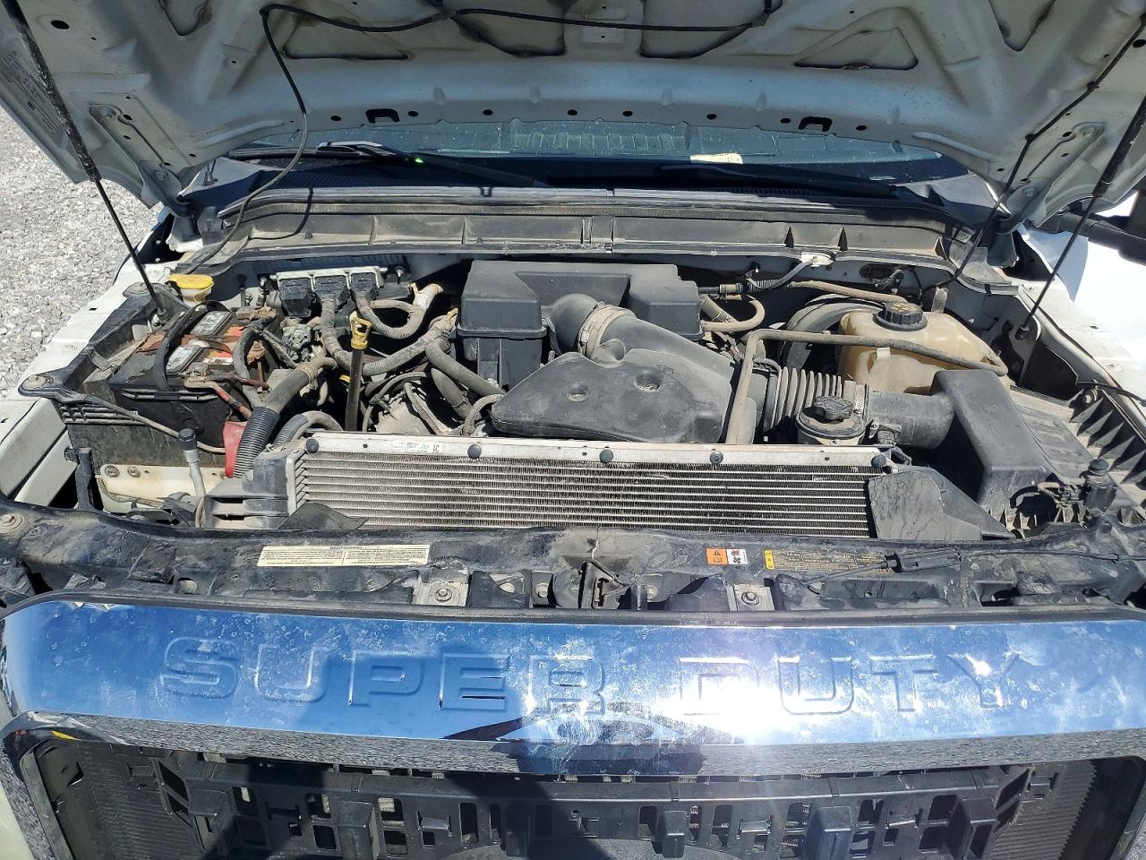 2011 Ford F250 Super Duty White vin: 1FT7X2A60BEA57491