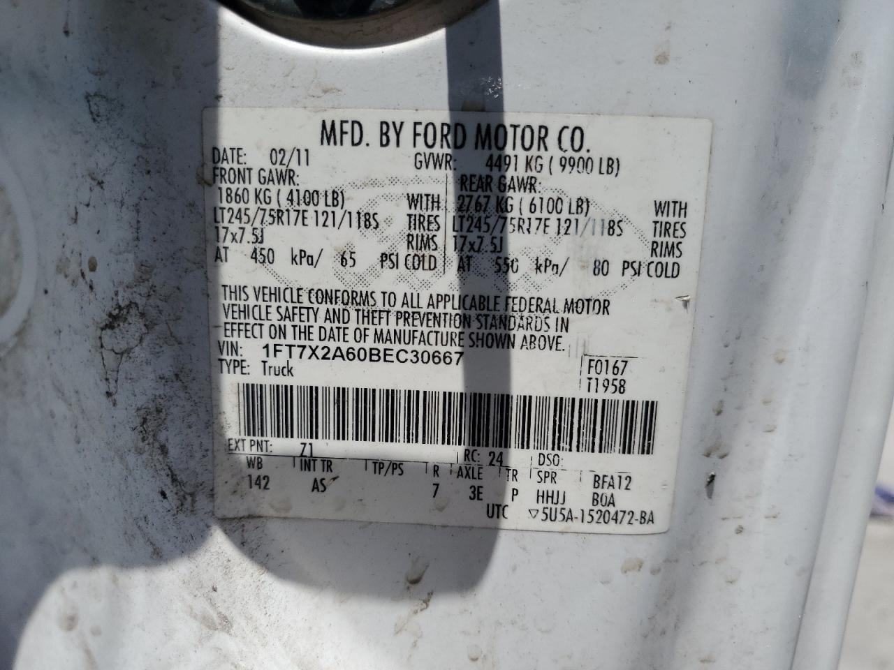 2011 Ford F250 Super Duty White vin: 1FT7X2A60BEC30667