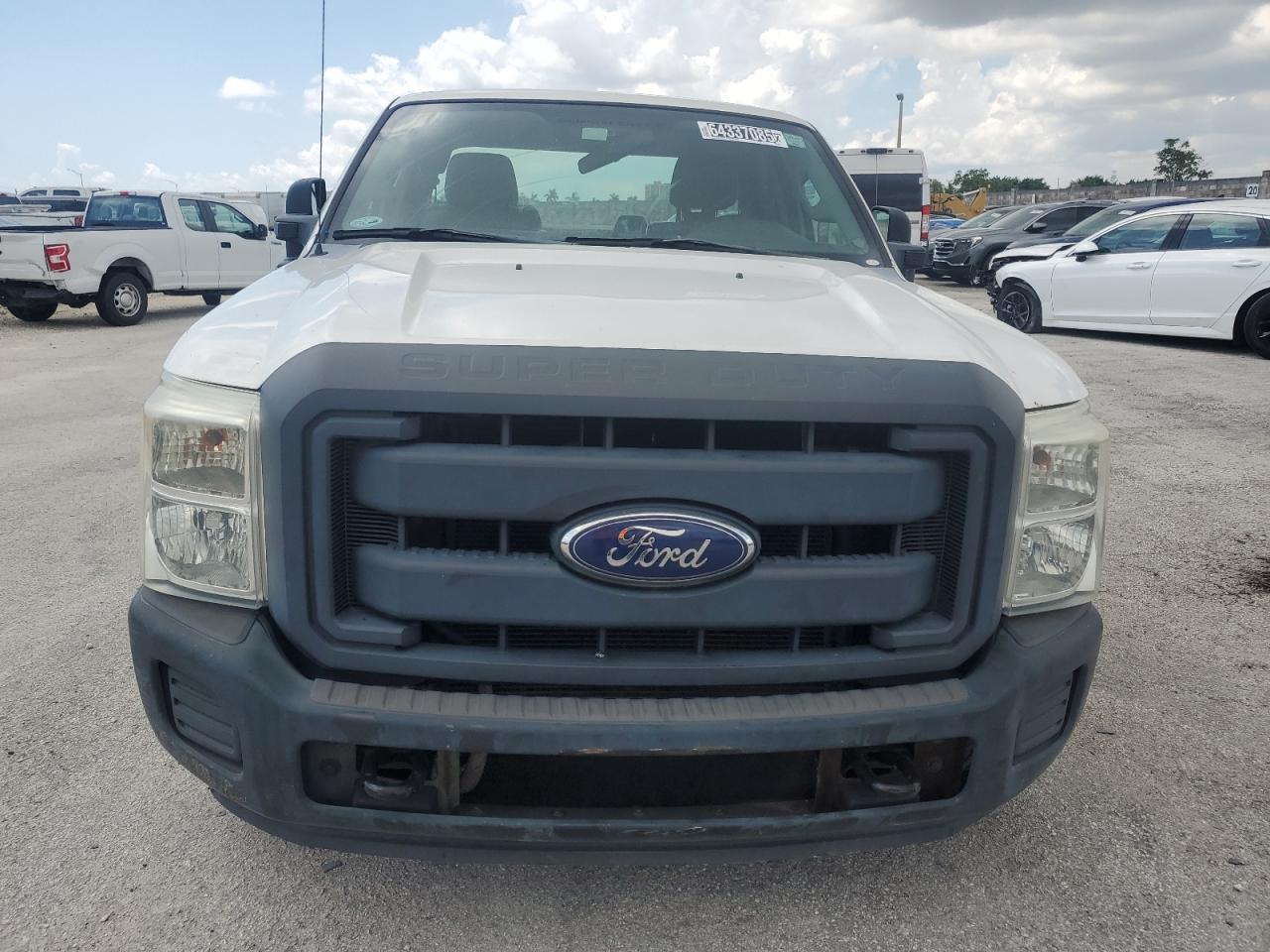 2011 Ford F250 Super Duty White vin: 1FT7X2A60BEC30667