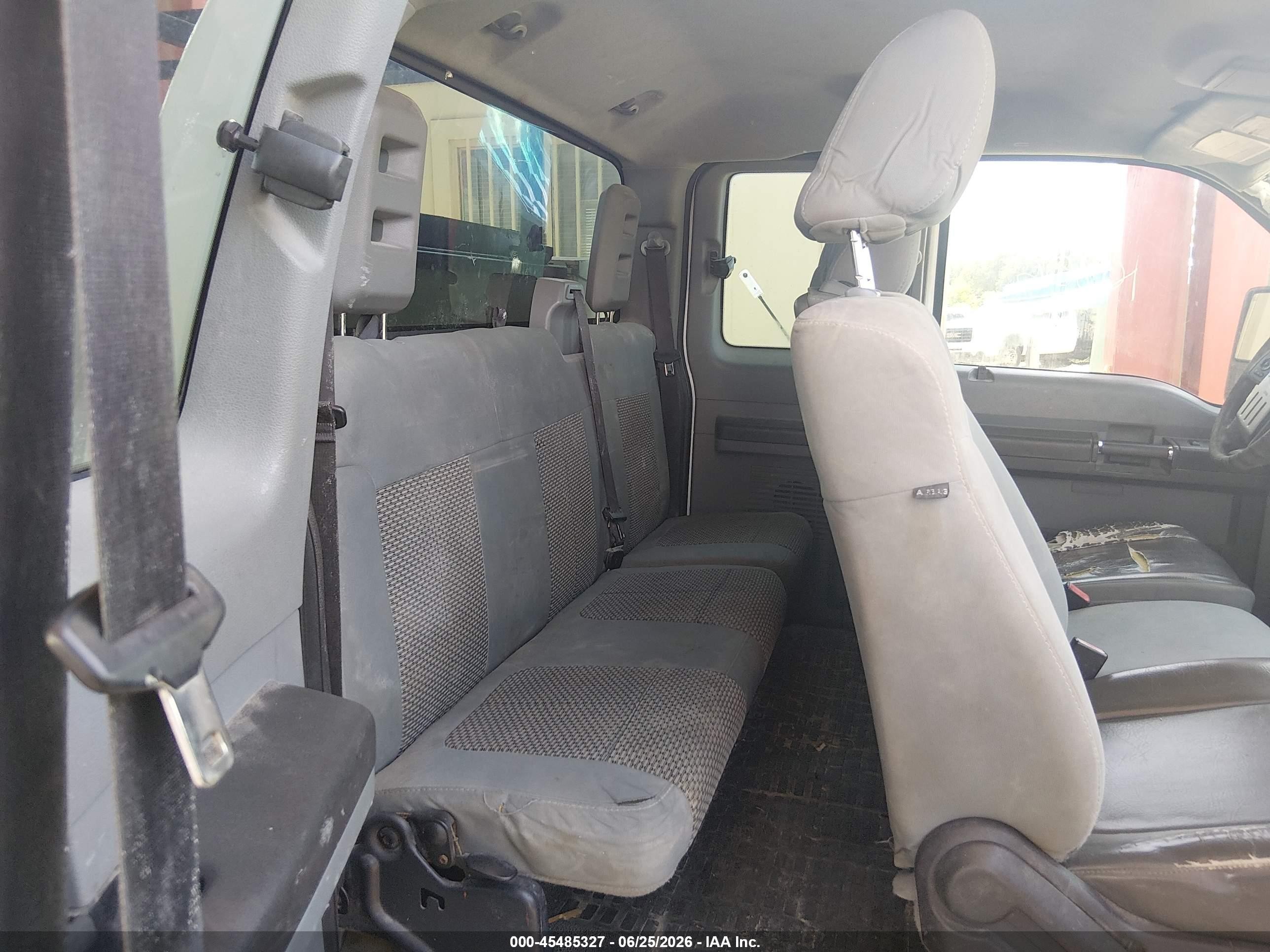 2011 Ford Super Duty F-250 Srw Lariat/xl/xlt White vin: 1FT7X2A61BEA31806