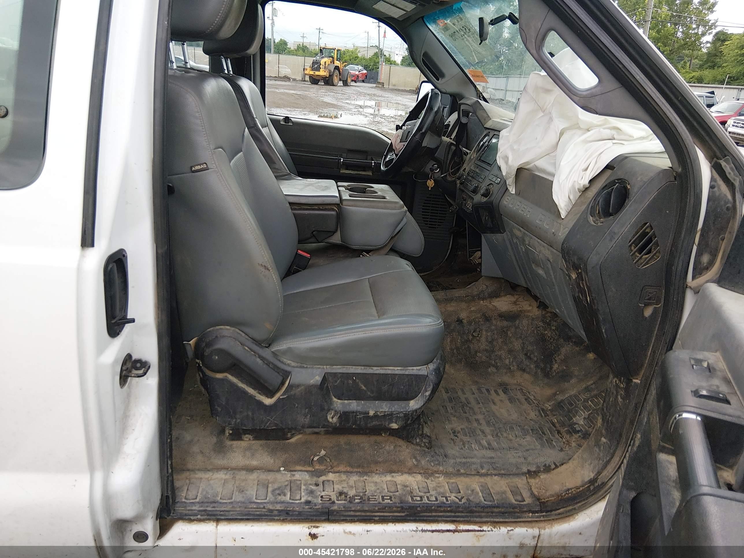 2014 Ford F-250 Lariat/xl/xlt Белый vin: 1FT7X2A62EEB39047