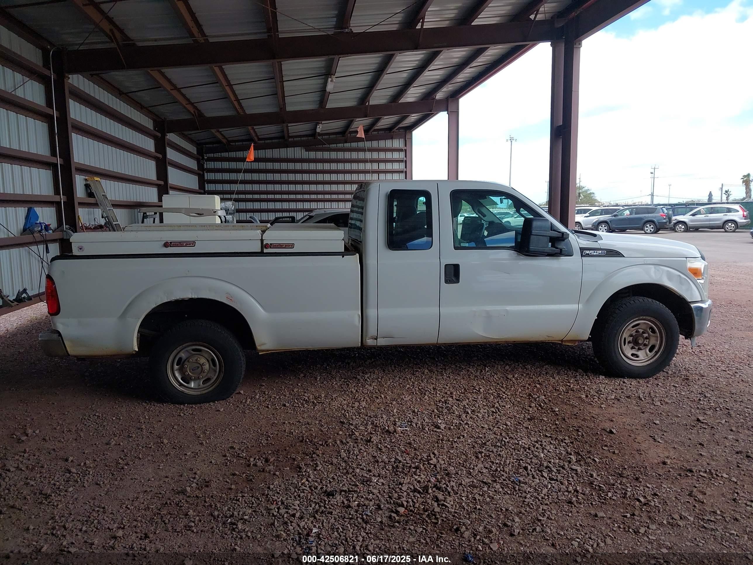 2012 Ford Super Duty F-250 Srw Lariat/xl/xlt White vin: 1FT7X2A63CEC83347