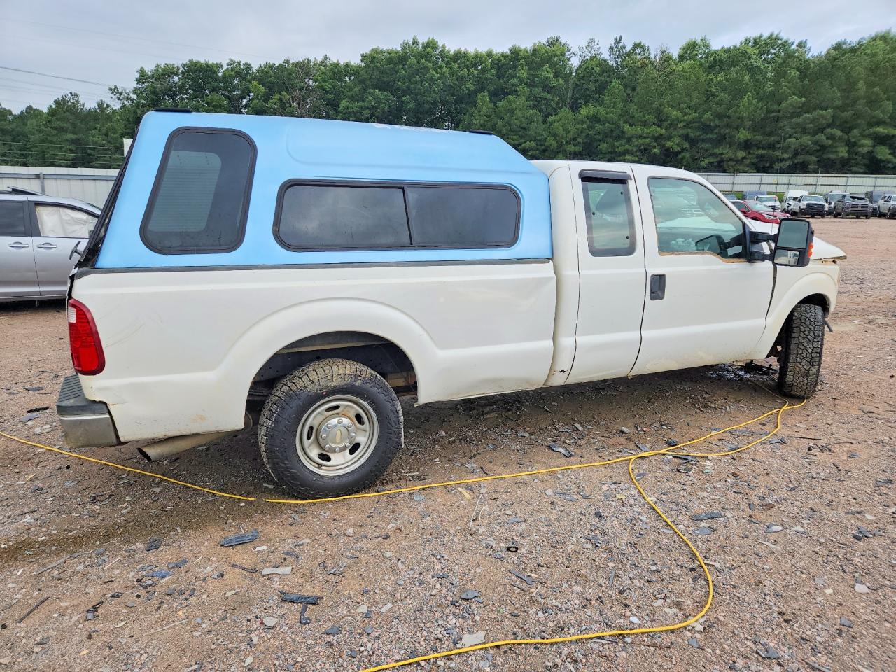 2014 Ford F250 Super Duty White vin: 1FT7X2A63EEB58965