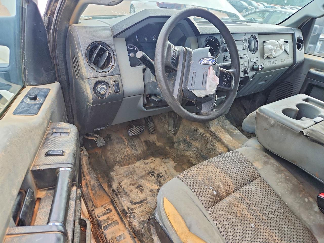 2014 Ford F250 Super Duty White vin: 1FT7X2A63EEB58965