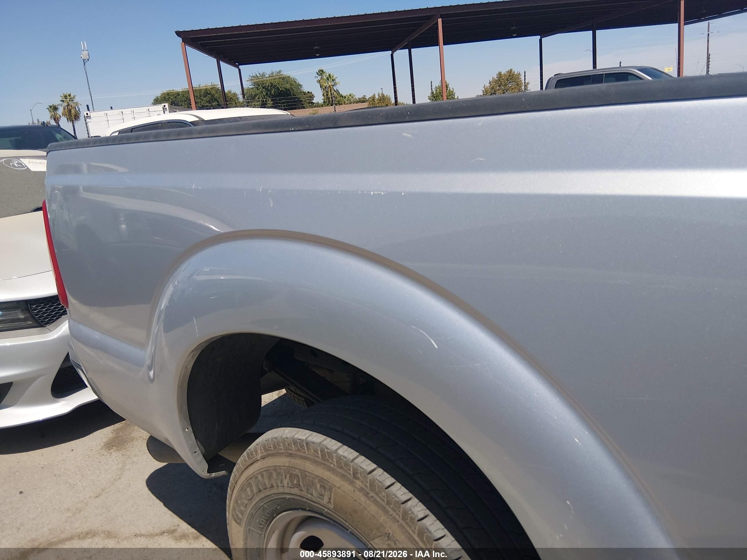 2015 Ford F-250 Xl Серебряный vin: 1FT7X2A63FED32132
