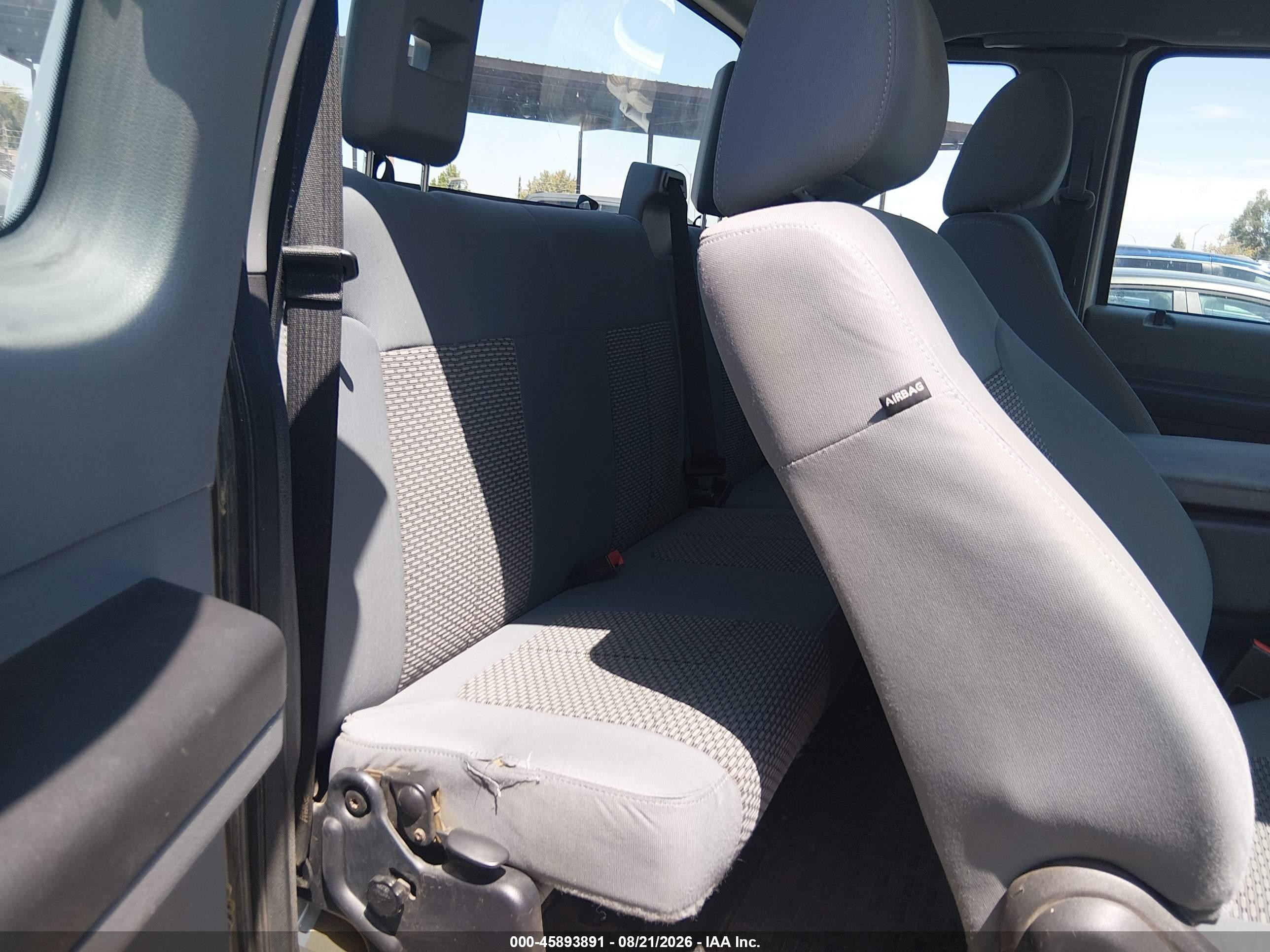 2015 Ford F-250 Xl Серебряный vin: 1FT7X2A63FED32132
