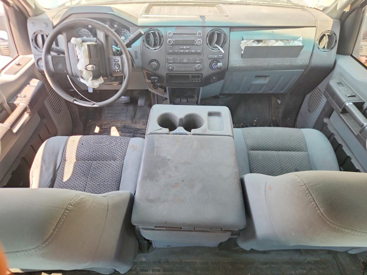 2011 Ford F250 Super Duty White vin: 1FT7X2A64BEC94713