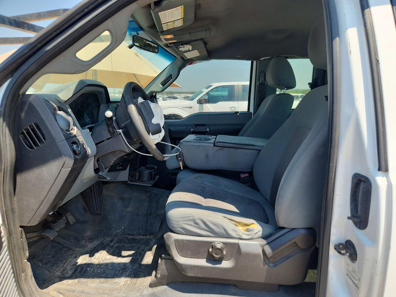 2011 Ford F250 Super Duty White vin: 1FT7X2A64BEC94713