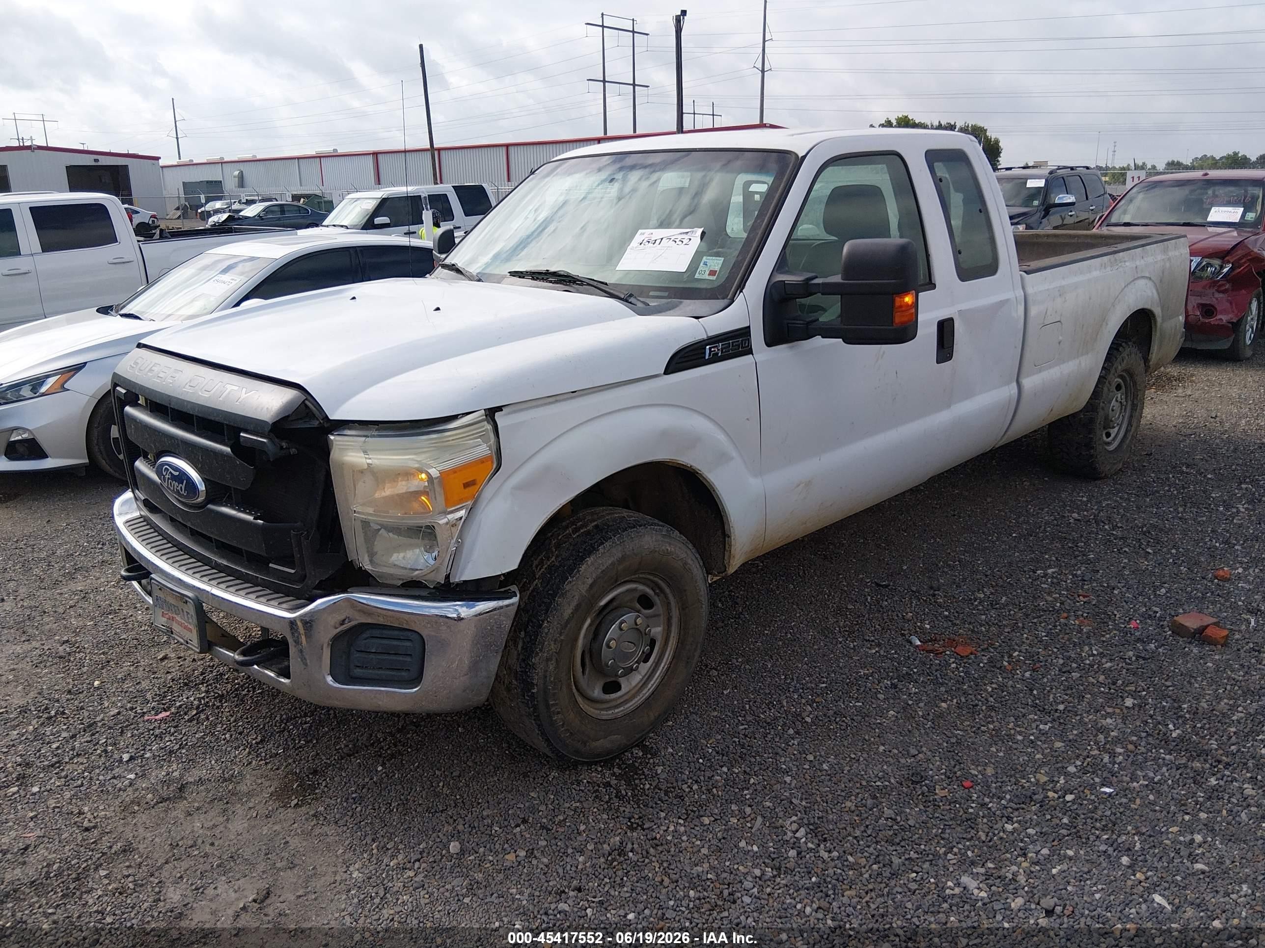 2012 Ford Super Duty F-250 Srw Xl Белый vin: 1FT7X2A64CEA49492