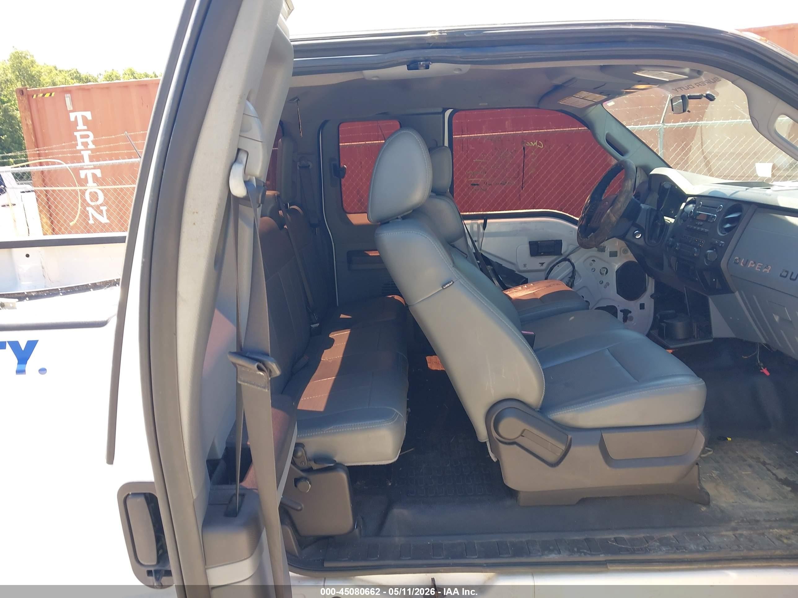 2011 Ford F-250 Xl White vin: 1FT7X2A65BEC29109