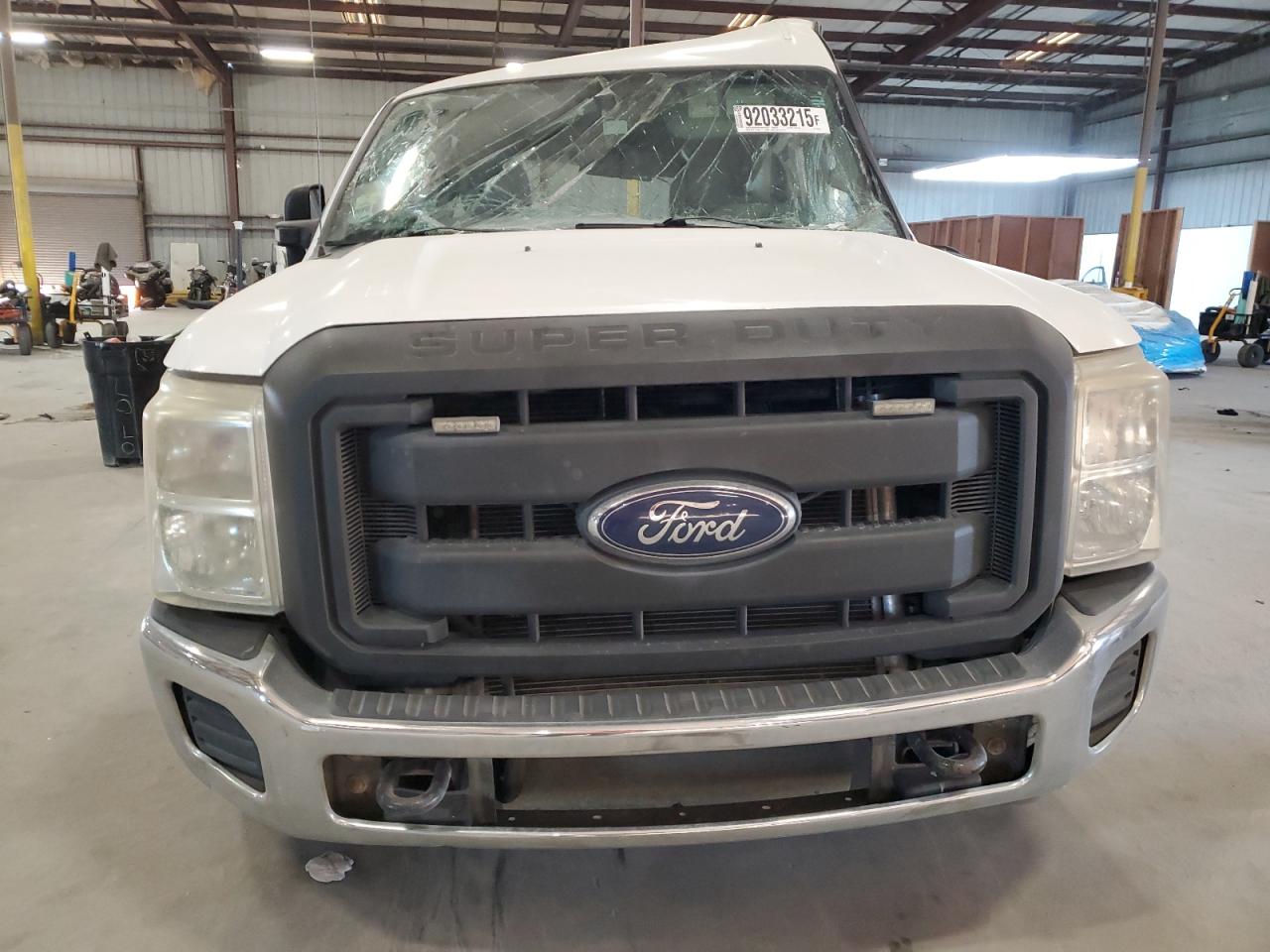 2013 Ford F250 Super Duty Белый vin: 1FT7X2A65DEB42975
