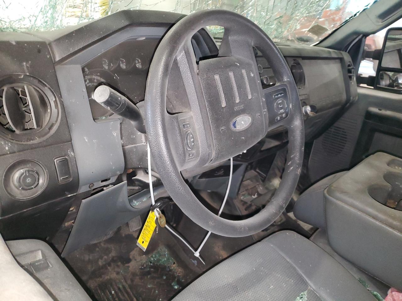 2013 Ford F250 Super Duty Белый vin: 1FT7X2A65DEB42975