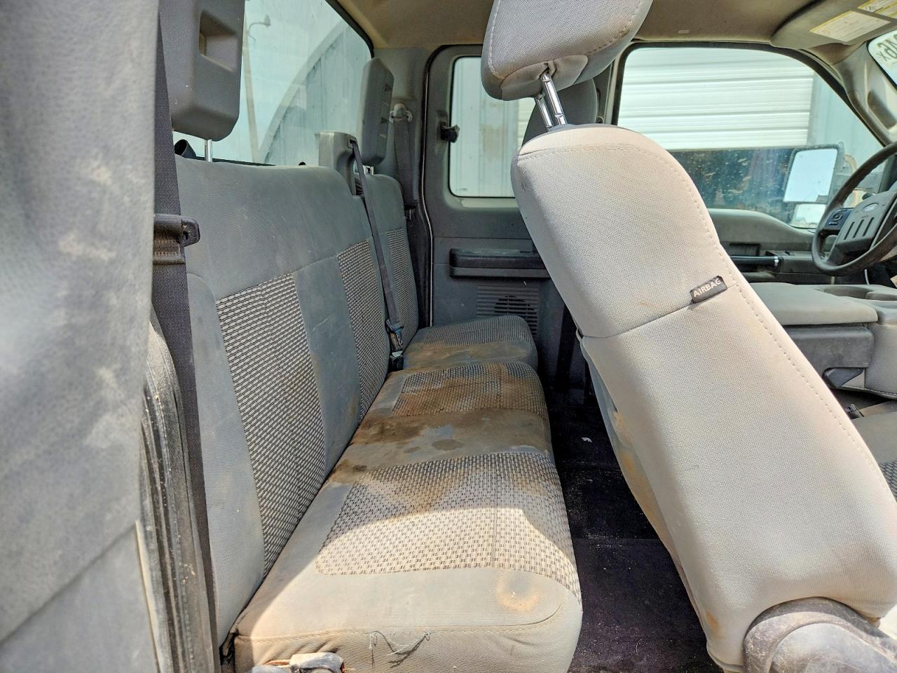 2011 Ford F250 Super Duty White vin: 1FT7X2A66BEA69323