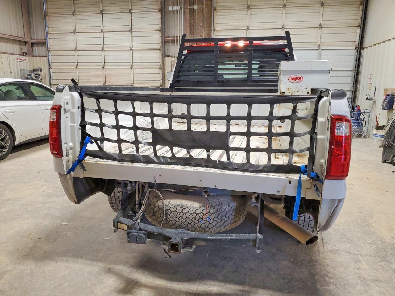 2014 Ford F250 Super Duty White vin: 1FT7X2A66EEA84313