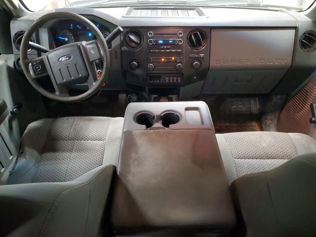 2014 Ford F250 Super Duty White vin: 1FT7X2A66EEA84313