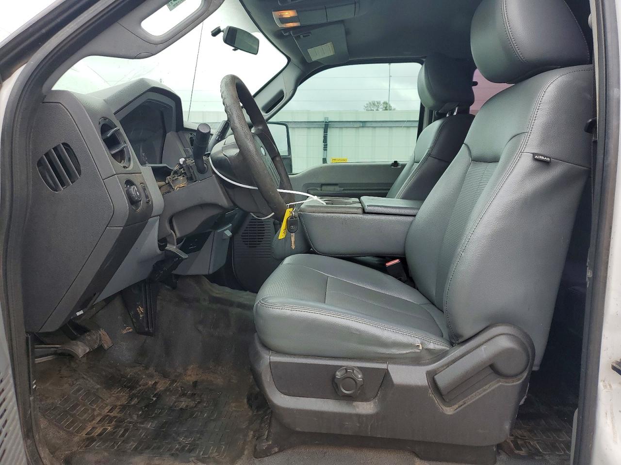 2015 Ford F250 Super Duty White vin: 1FT7X2A66FEC66319