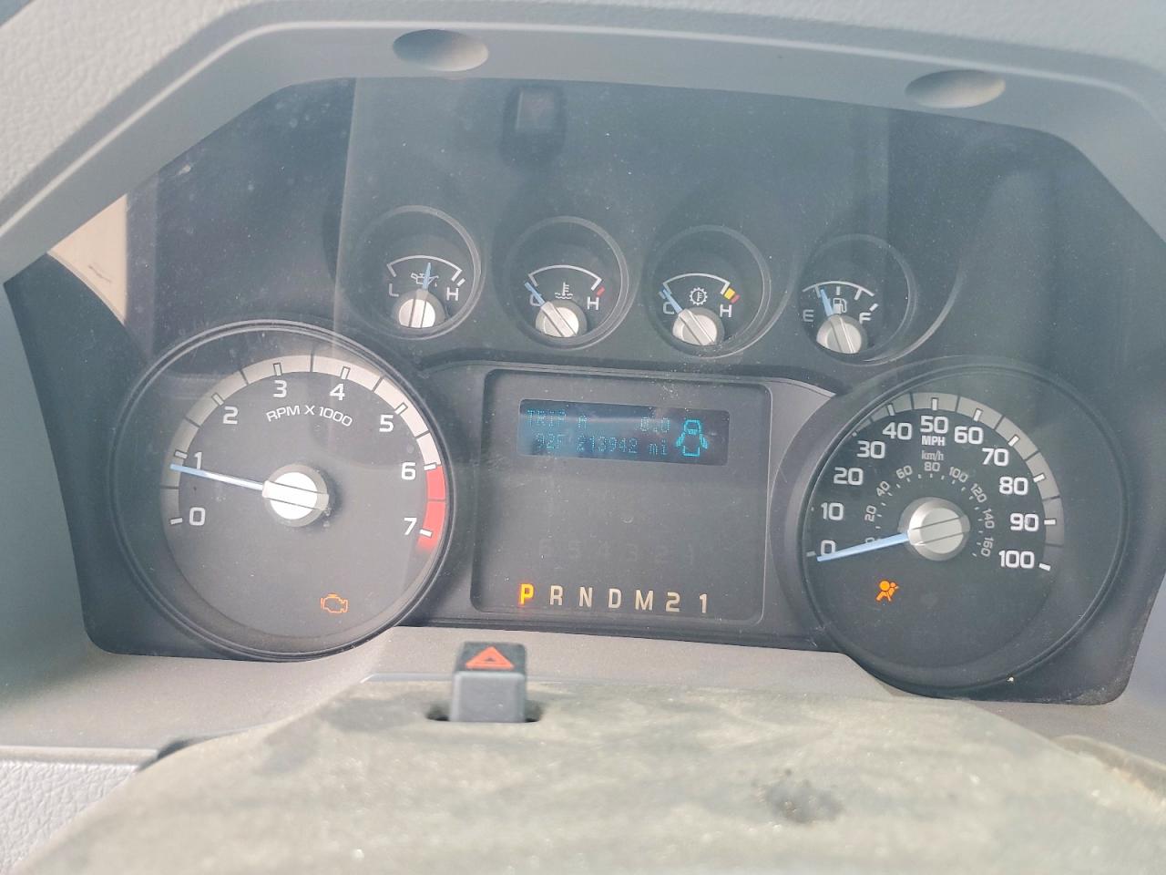 2014 Ford F250 Super Duty White vin: 1FT7X2A67EEA60327