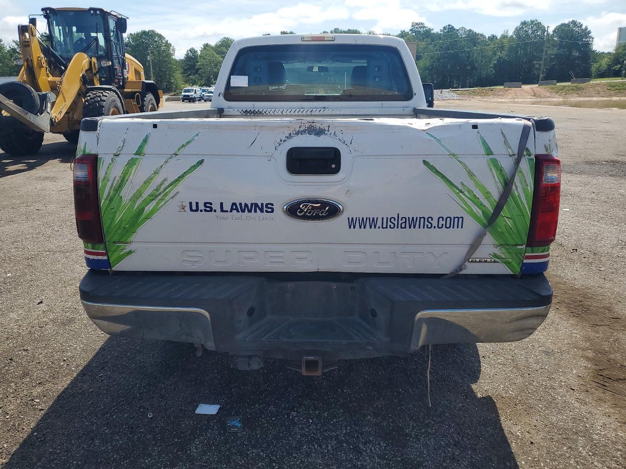 2013 Ford F250 Super Duty White vin: 1FT7X2A68DEB69930