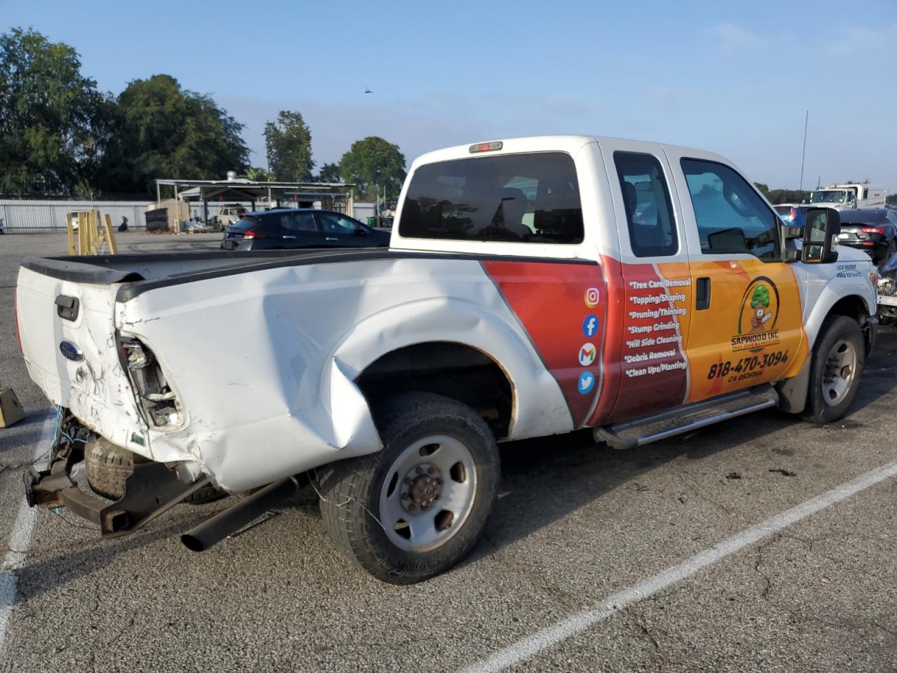 2014 Ford F250 Super Duty White vin: 1FT7X2A68EEA74706