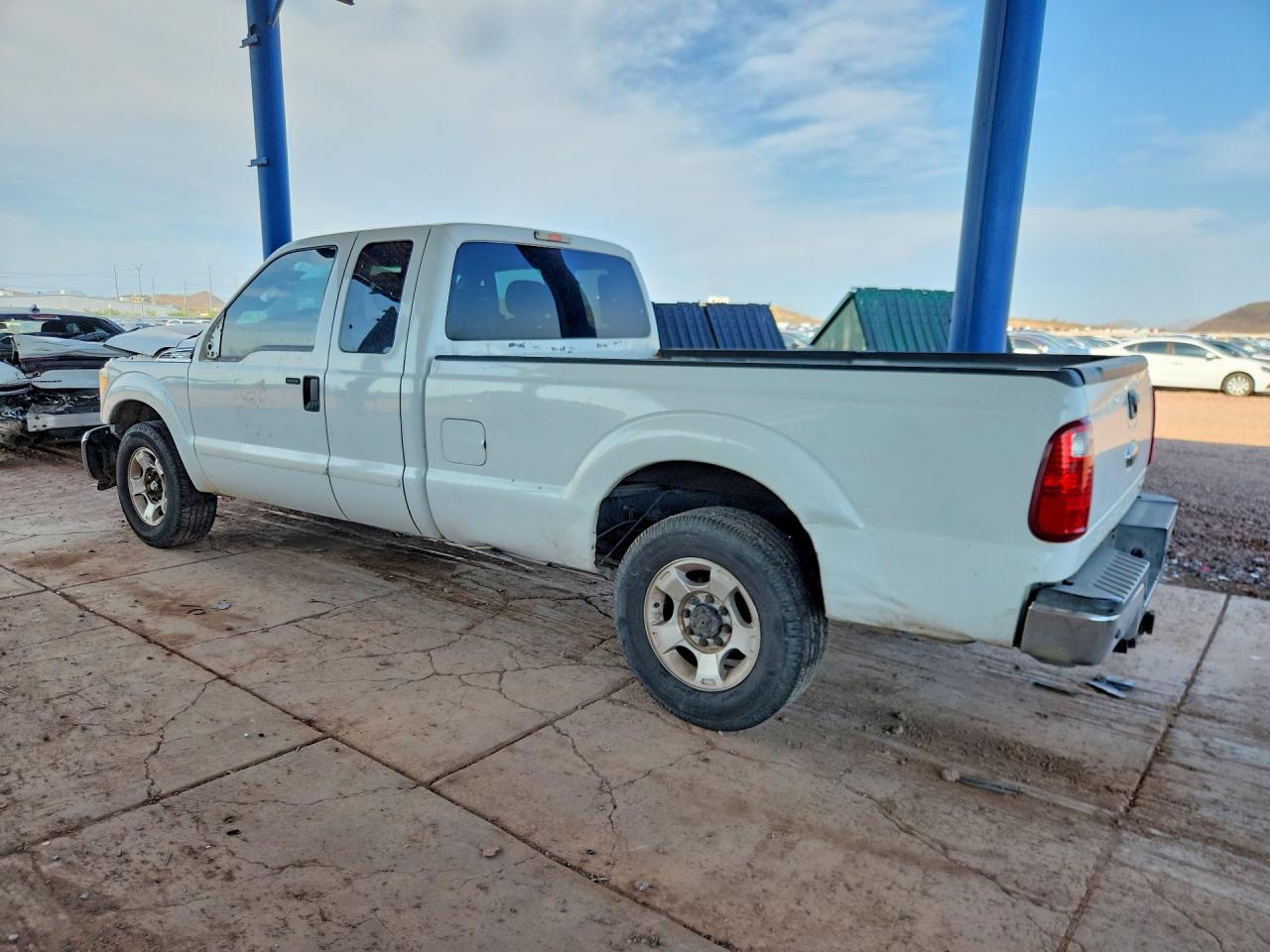 2015 Ford F250 Super Duty White vin: 1FT7X2A68FEB94782