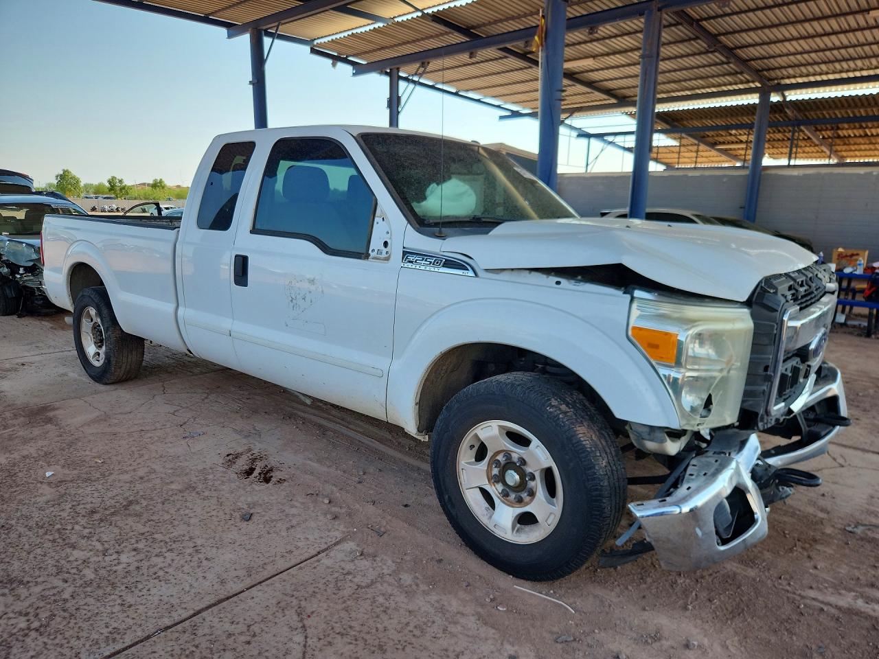 2015 Ford F250 Super Duty White vin: 1FT7X2A68FEB94782