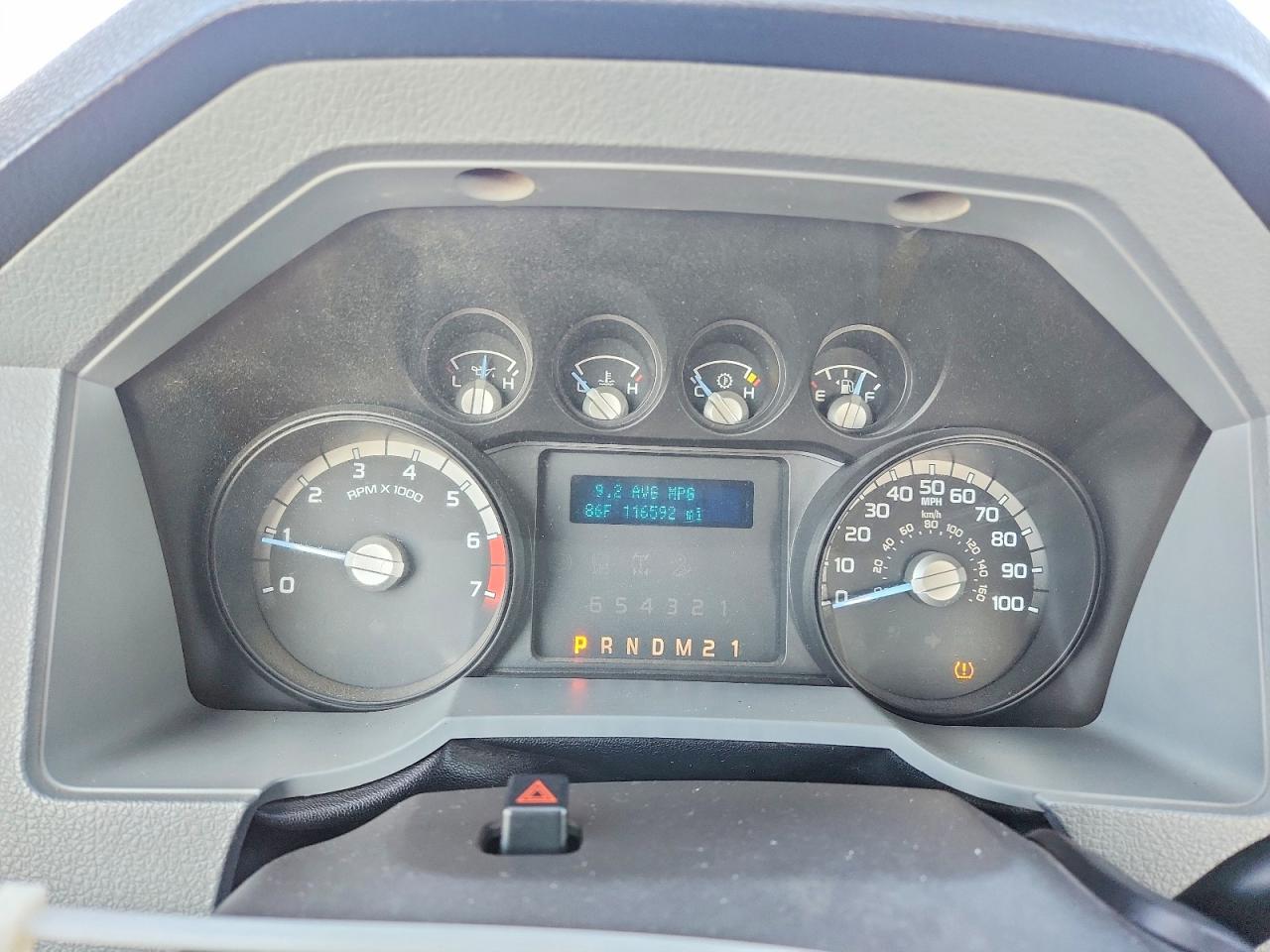 2011 Ford F250 Super Duty White vin: 1FT7X2A69BEC44518