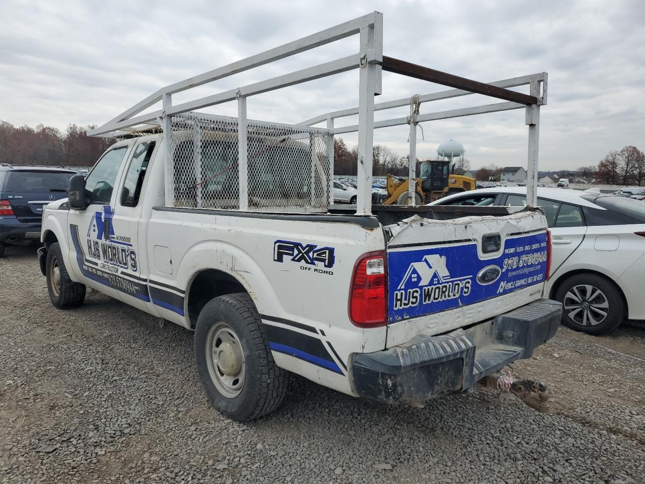 2014 Ford F250 Super Duty White vin: 1FT7X2A69EEB69632