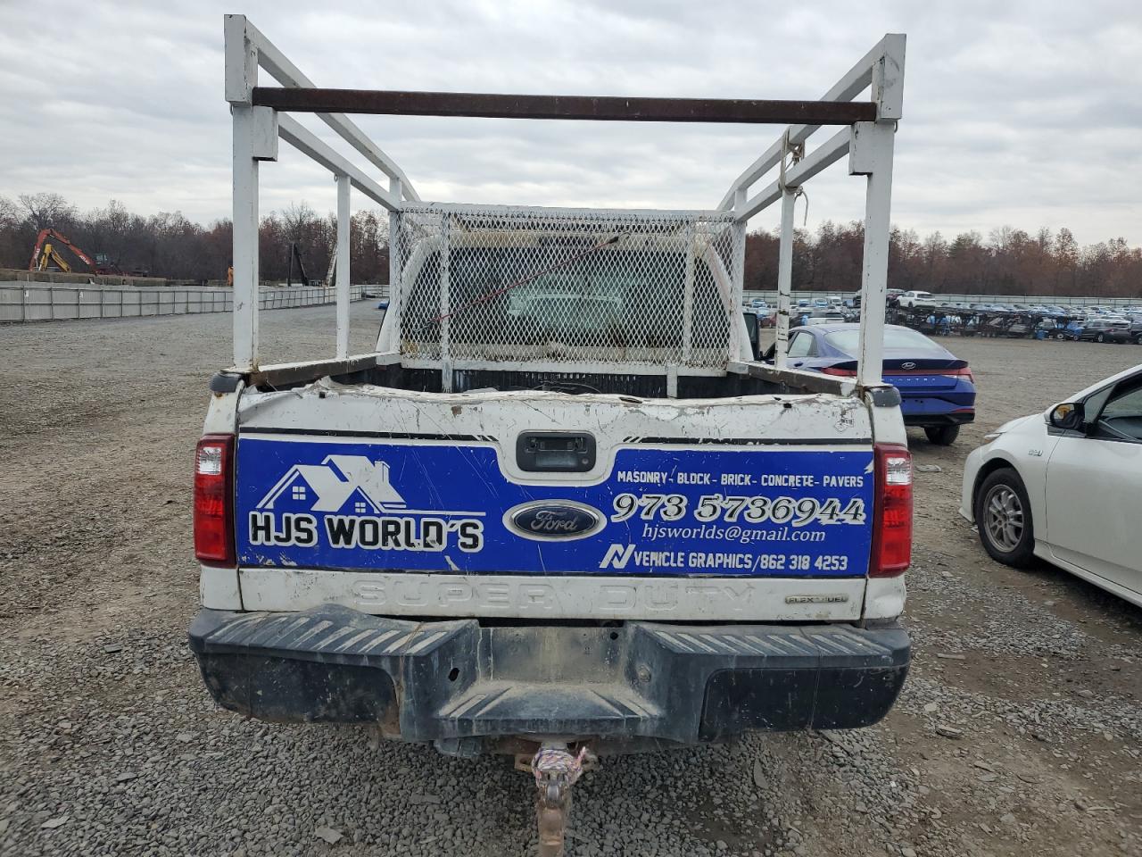 2014 Ford F250 Super Duty White vin: 1FT7X2A69EEB69632