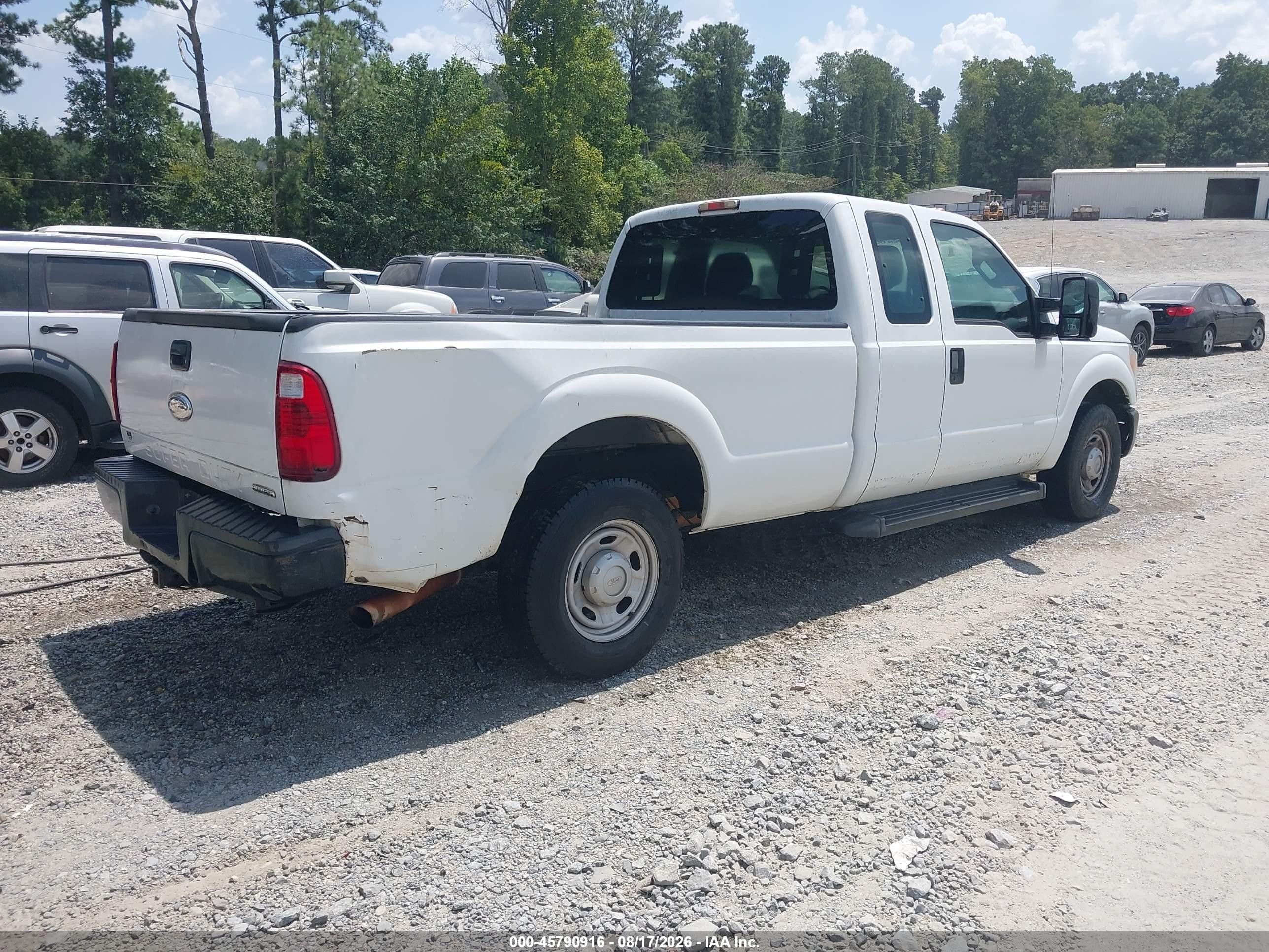 2012 Ford F-250 Xl White vin: 1FT7X2A6XCEA19655