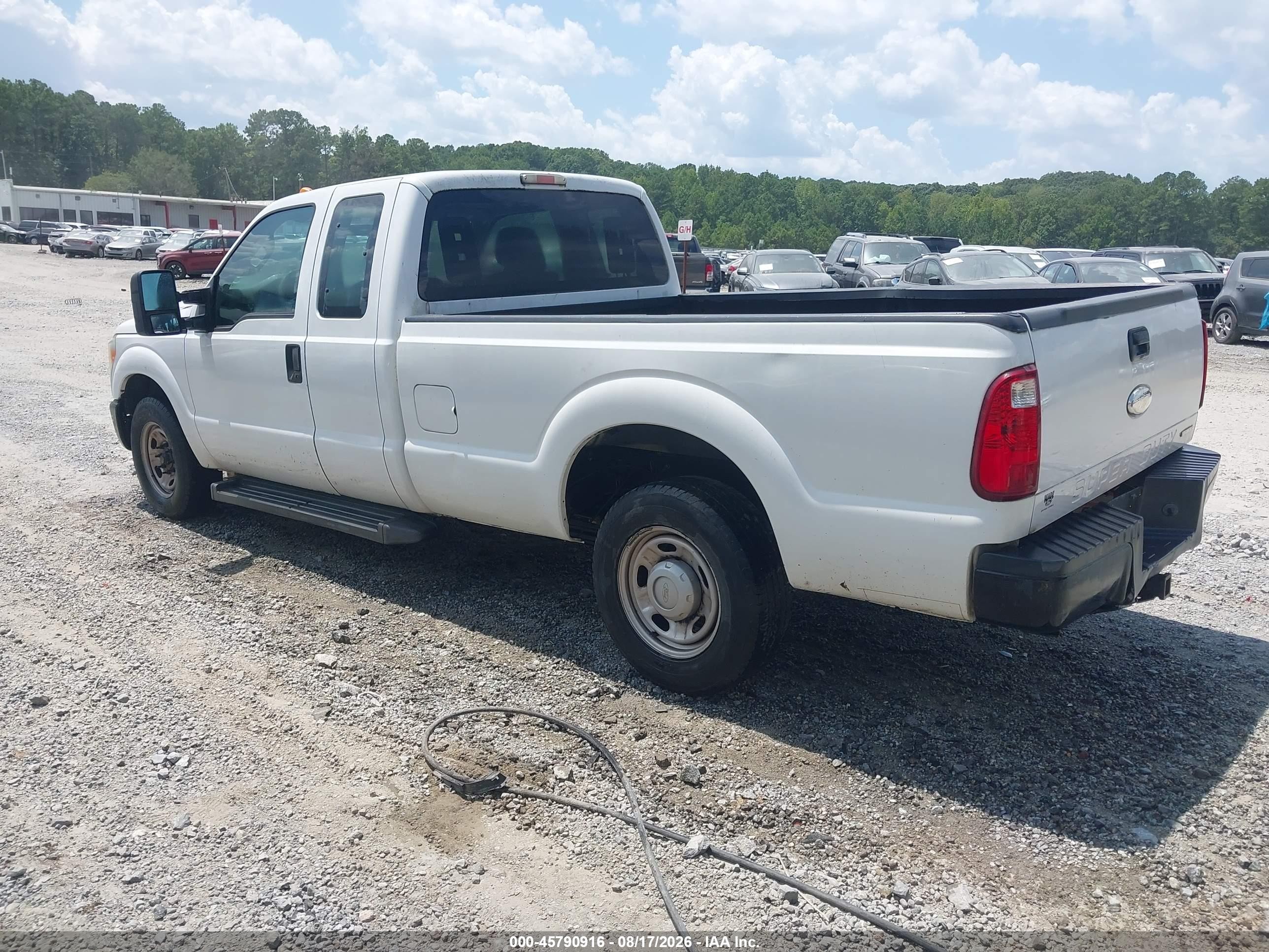 2012 Ford F-250 Xl White vin: 1FT7X2A6XCEA19655