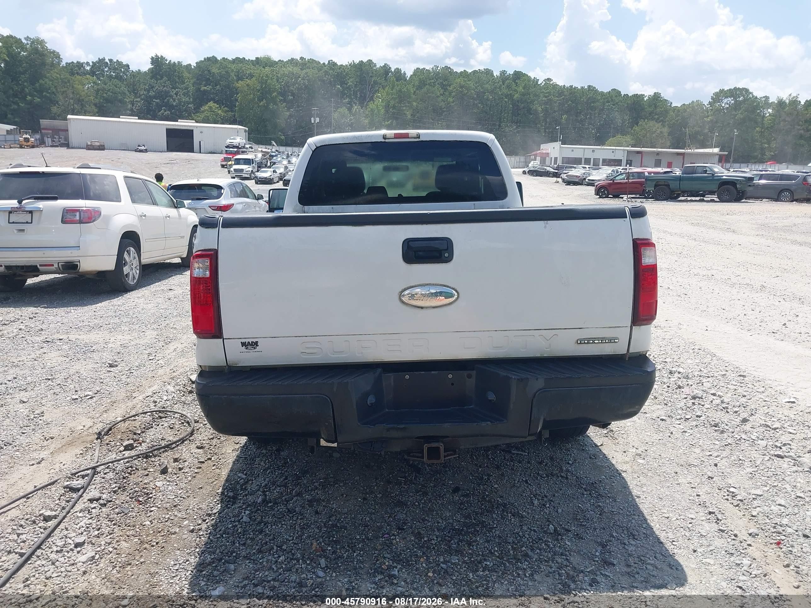 2012 Ford F-250 Xl White vin: 1FT7X2A6XCEA19655