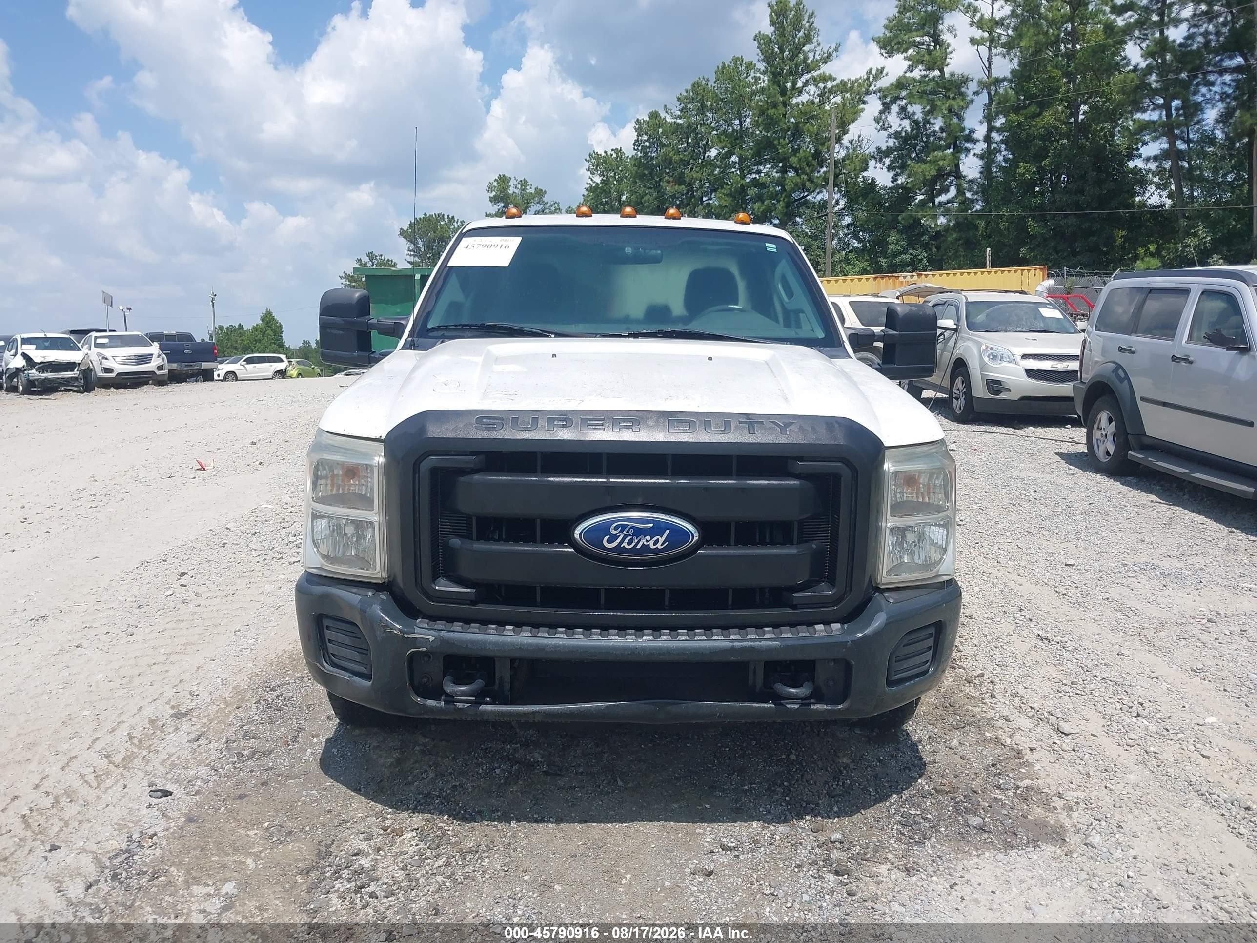 2012 Ford F-250 Xl White vin: 1FT7X2A6XCEA19655