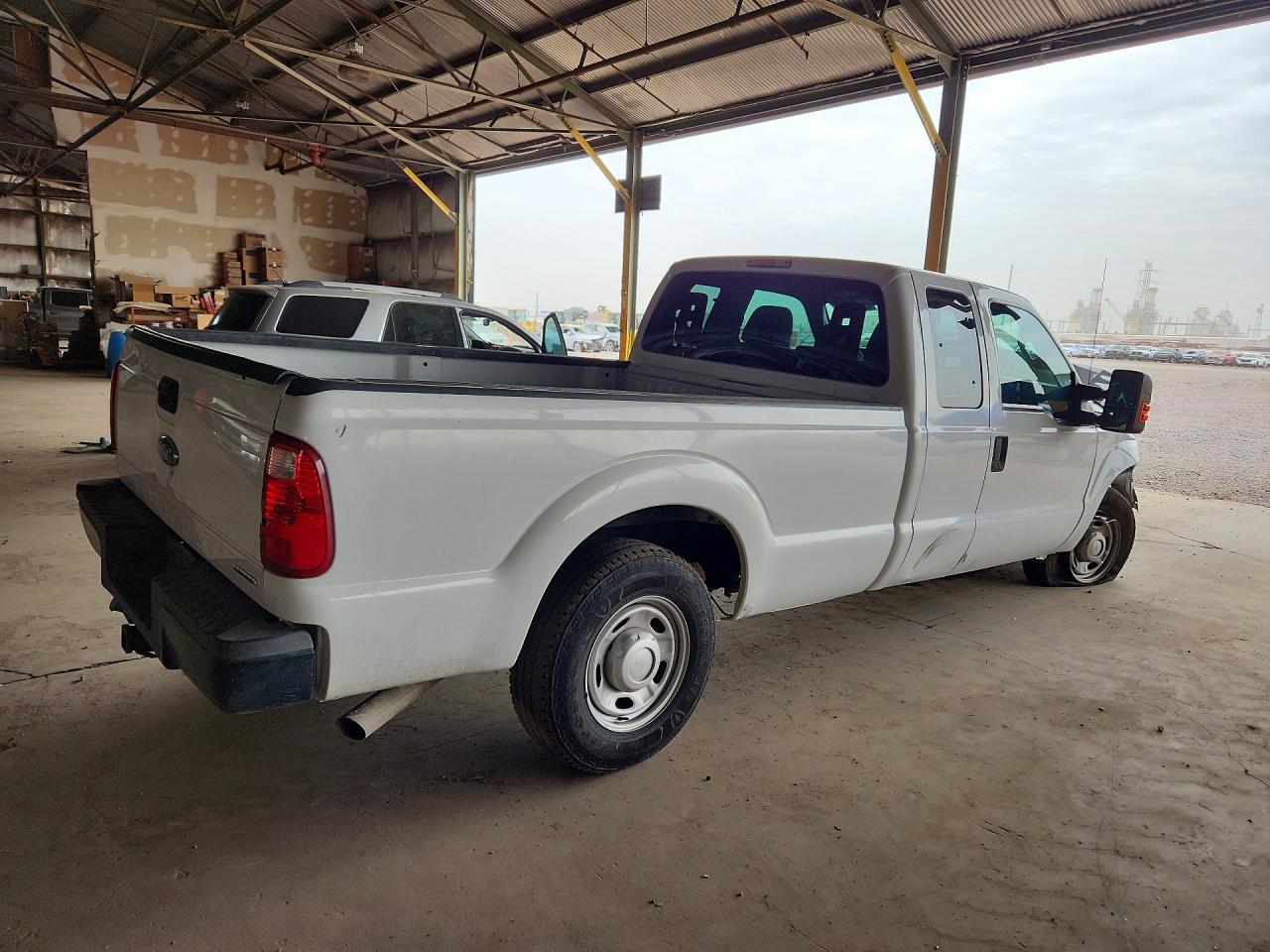 2013 Ford F250 Super Duty White vin: 1FT7X2A6XDEA20080